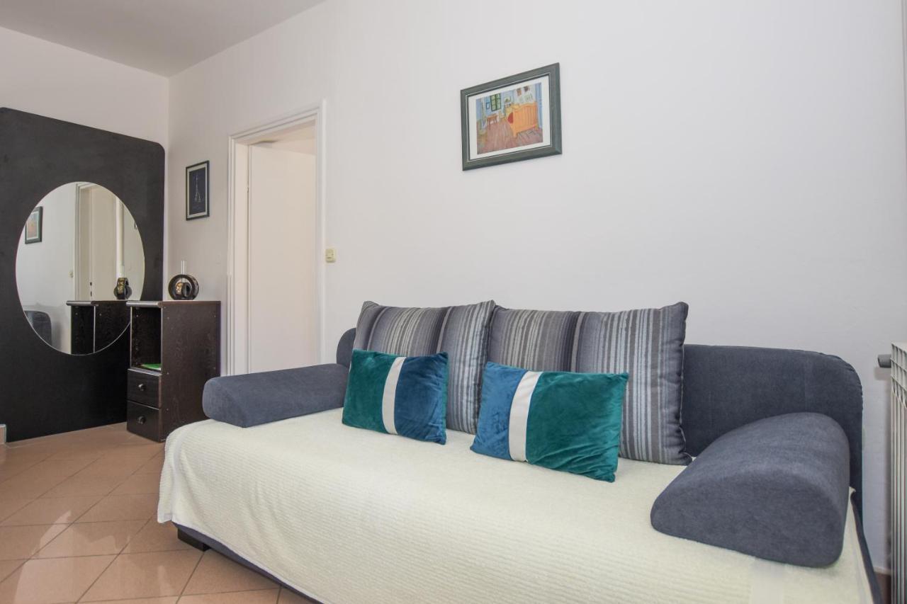 Apartmani Marija Ljubica Pag Town Exterior foto