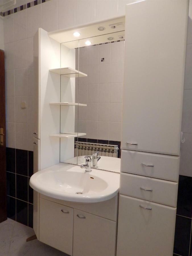 Apartmani Marija Ljubica Pag Town Exterior foto